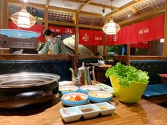 -明洞阿姨·韩式酱蟹烤肉·创意料理(三元桥店)