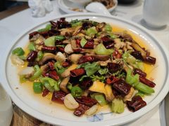 -七采菌园·野生菌石锅鱼(环城北路店)
