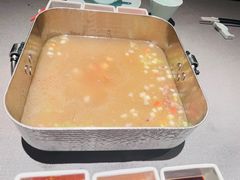 -左庭右院鲜牛肉火锅黑金店(陆家嘴中心店)