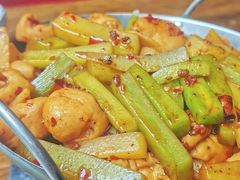 干锅青笋肥肠-川外川(星海店)