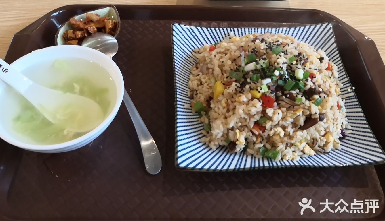 简直就是吃货的天堂，环境很好