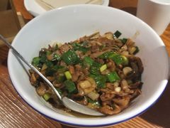 白辣椒肥肠-炊烟小炒黄牛肉(东庆街店)