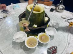 -红旗山庄(圭峰山店)