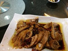 -瑞丰园庭院餐厅·白族传统家常菜