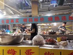 -淮城老友海鲜大咖龙虾烤吧(淮安店)