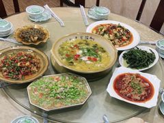 -焱焰鲜锅兔·佳味郑氏·自贡特色菜