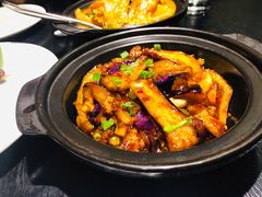 鱼香茄子煲-新加坡海鲜(国贸商城店)