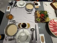 -红鼎豆捞·非遗鲍皇汤火锅(宝丰路店)