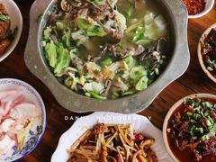 -谢老五跷脚牛肉·非遗传承店