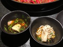 -渝涯重庆豆花老火锅(中赢国际店)