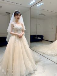 -GRACE KELLY婚纱与礼服(北京店)
