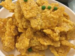 咸蛋黄锅巴-聚鑫阁江浙菜·非遗传承技艺(闵行交大店)