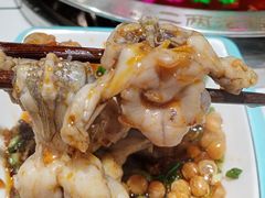 -蛙一刀·麻椒鱼火锅(金仙桥店)