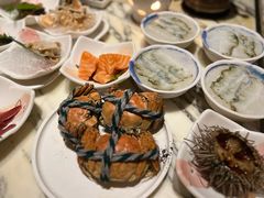 -雍和会海鲜姿造自助(湖东路店)