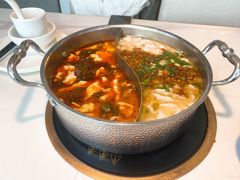 -德林酸菜鱼火锅(南丹店)