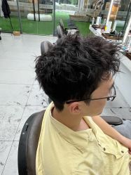 -尤司男士国潮理发馆