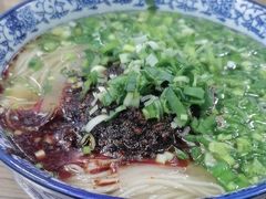 -陇上全荟兰州传统牛肉面(延吉路店)