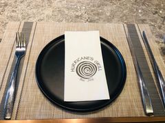 餐具摆设-Hurricane's Grill 飓风牛排