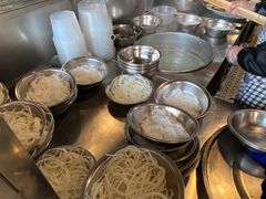 -炳记牛味粉店(四坊路店)