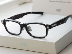 -目艮眼镜SHOWROOM(品牌集合店)