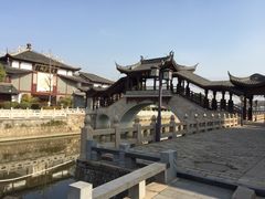 -梅村泰伯庙