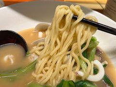 -荣家黄鱼面(前滩太古里店)