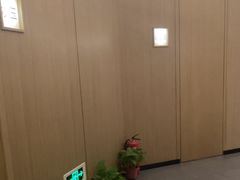 -耳湾躺式采耳SPA馆(保利五月花店)