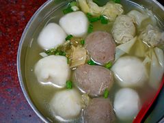-新武二广福潮粉面食馆(哥英布拉街)