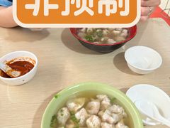 -张阿三馄饨店