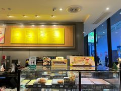 -星巴克(青岛火车北站候车大厅店)