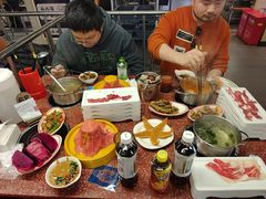 -四囍码头海鲜烧烤自助火锅(外滩南京东路悦荟广场店)