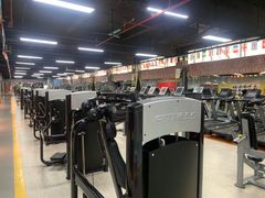 -星动力健身俱乐部(新塘店)