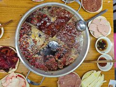 -储奇门鳝鱼火锅(总店)