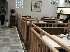 -闫府私房菜(经四路万达店)