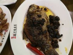 -老鼎万春卤菜(鹭湖宫8区店)