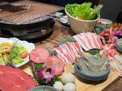 -明洞阿姨·韩式酱蟹烤肉·创意料理(三元桥店)