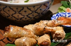 Famous Handmade Crispy Spring Rolls