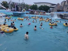 -白鹿温泉加勒比水上乐园