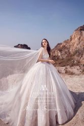 -MANLI BRIDAL婚纱