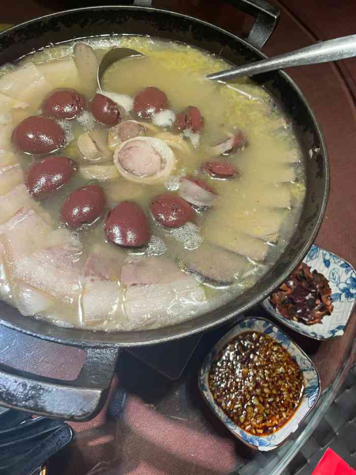 一桶江山餐厅(松北店)-"大年初三,打算在家附近随便吃一口,想到了.