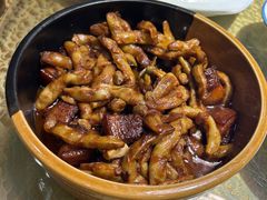-老码头黑皮肘子锅包肉(赣水路店)