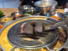 -江浦东烧烤城(韩式特色炭火烤肉同心路店)