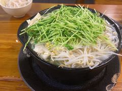 -丽虹云南过桥米线(兴工街店)