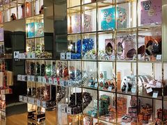 -VENCHI 闻绮(上海佛罗伦萨小镇店)