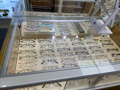 -沪睛眼镜蔡司官方授权店(金桥佳林路店)