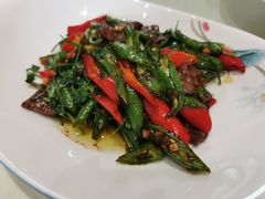 双椒炒黄牛肉-坤钰轩·匠心粤菜(华为店)