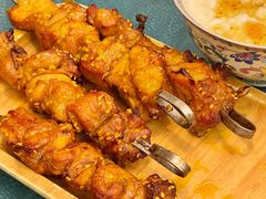 -乡村馕坑肉·烧烤·新疆菜·本地人更爱吃(阿勒泰首店)