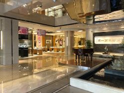 -北京七彩云南翡翠珠宝旗舰店(月坛店)