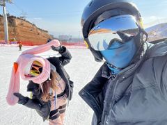 -采薇庄园四季滑雪场