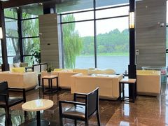 -上海怡沁园度假酒店